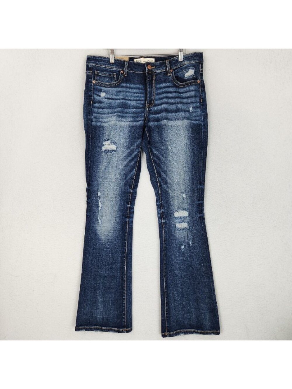 BKE Jeans Womens 33L Blue Payton Universal Fit Bootcut Dark Wash Distressed NEW